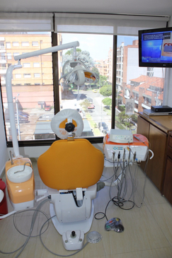 Slider image (2) Estetica Dental Avanzada